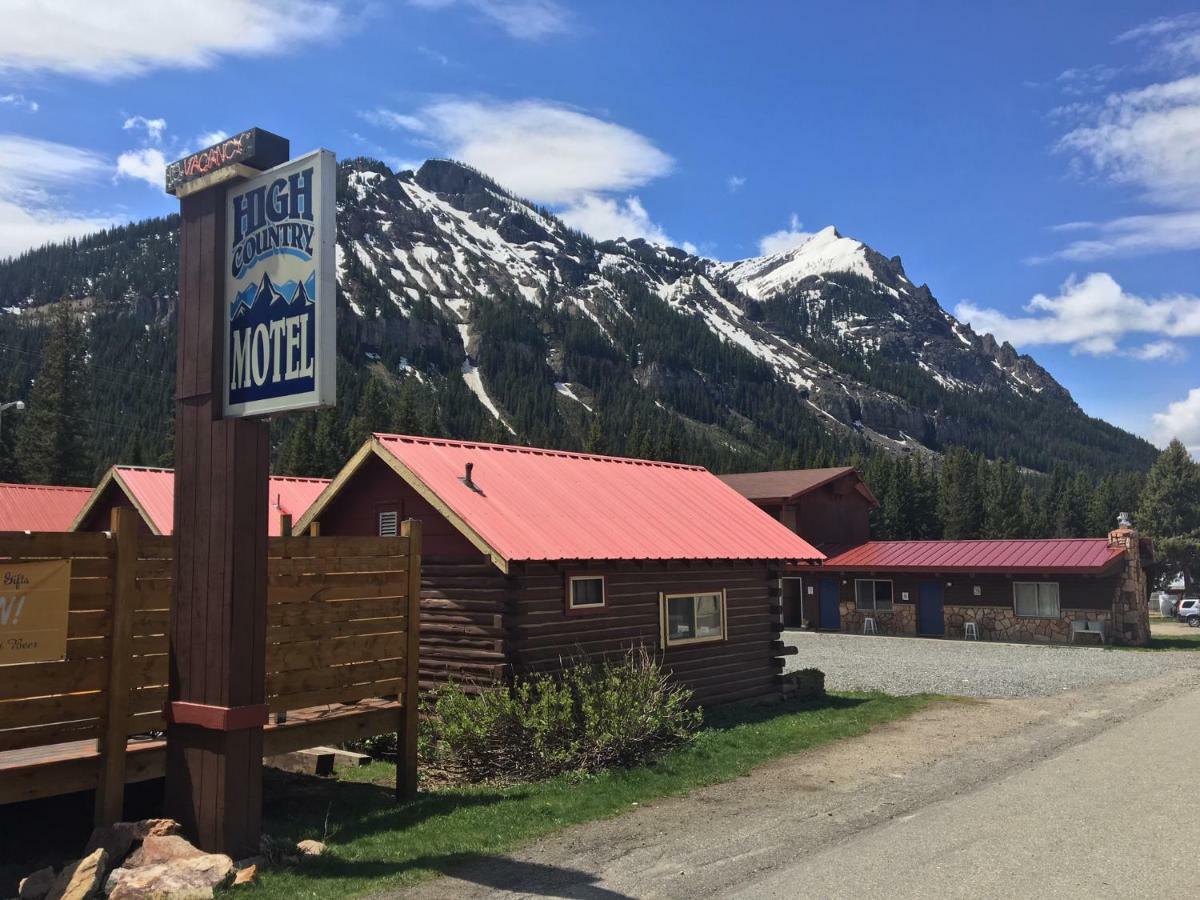High Country Motel And Cabins Cooke City Exterior photo