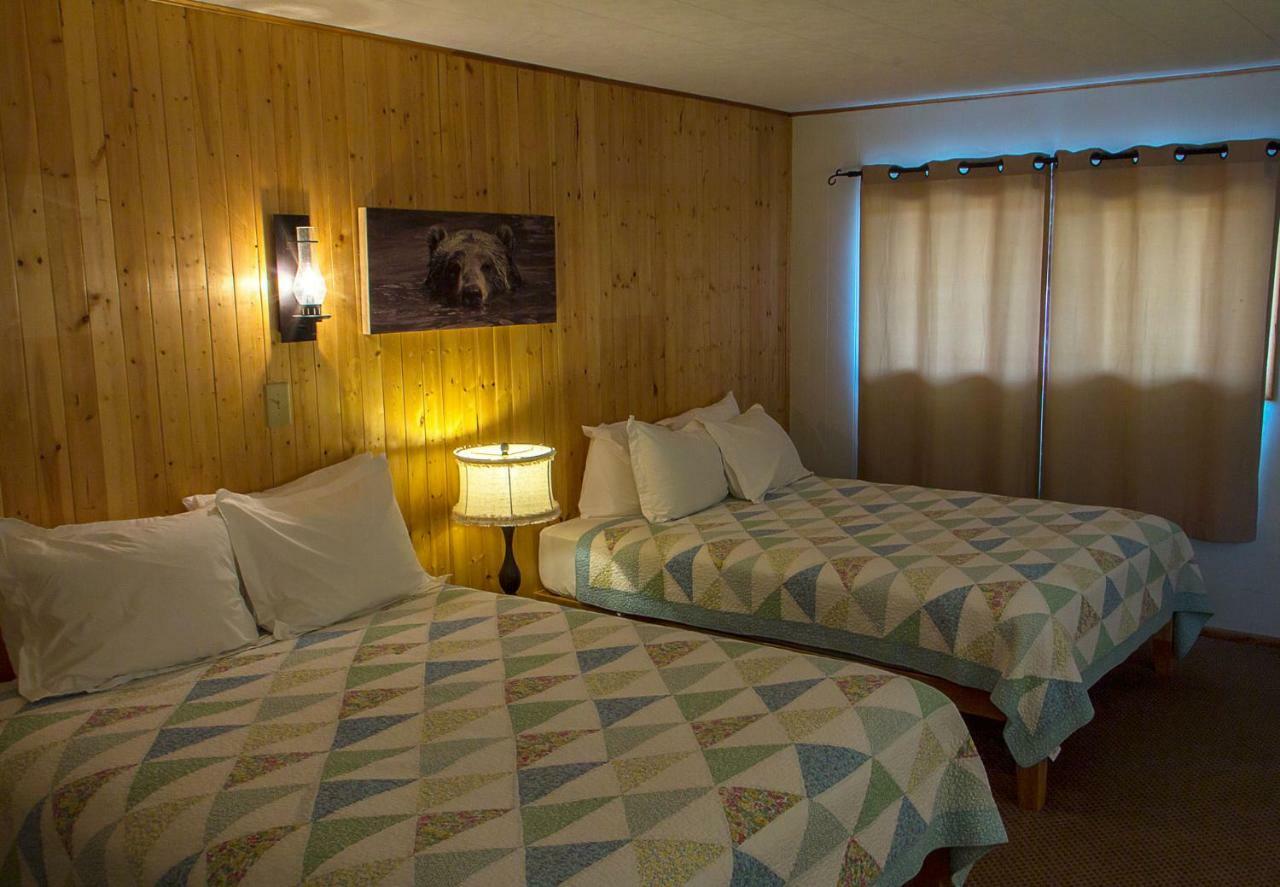 High Country Motel And Cabins Cooke City Exterior photo