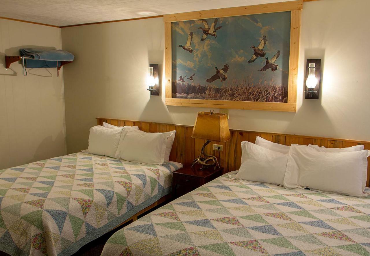 High Country Motel And Cabins Cooke City Exterior photo